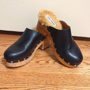 Steve Madden Clogs